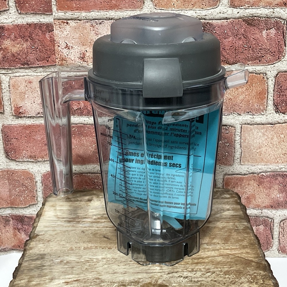 Vitamix ~ Mini 32oz Dry Grains Container Tritan Dry Blade & Blend More - Picture 5 of 10